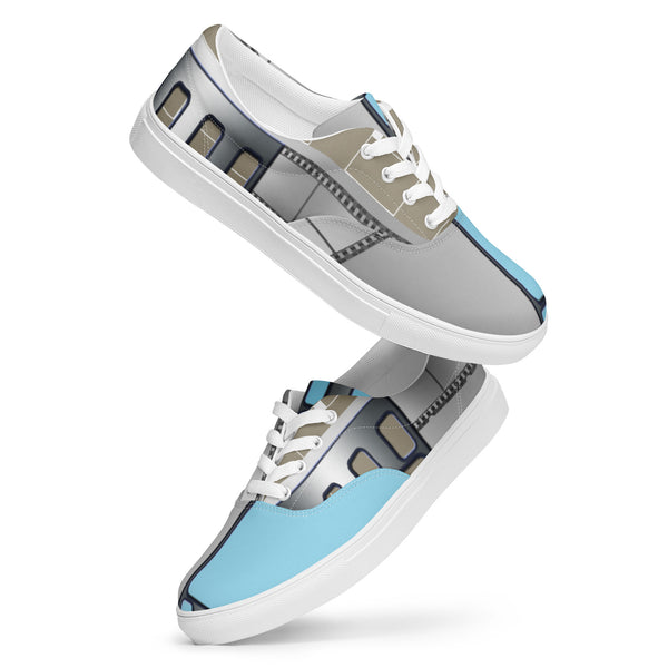 Men’s lace-up canvas shoes in eye colors